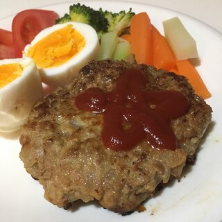 しっかりまとまる！我が家のハンバーグ